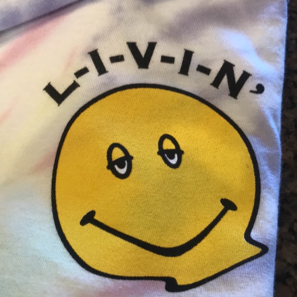 Dazed and confused short sleeve pastel tie dyed t-shirt. Size Large.  NWOT - Picture 9 of 10